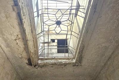 Casă cu 8 camere cu Canalizare în Cișmigiu - 3