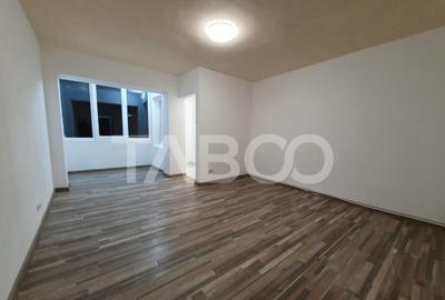 Garsoniera de vanzare 27 mp parter zona Tudor Vladimirescu - 1