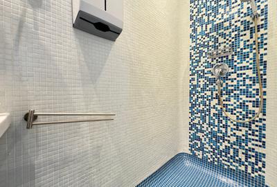 Duplex cu 10 camere cu Teren 180 Mp în Capitale - 10