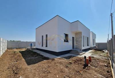 Casă cu 3 camere cu Canalizare în Berceni - 9