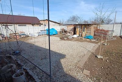 Casa Individuala - 8 Camere - 285 mp utili - 1.200 mp teren Casa Individuala - 8 Camere - 285 mp utili - 1.200 mp teren - 4