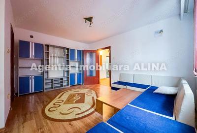 Ap. 3 camere in Deva, zona Ultracentrala, Piata Victoriei, 55 mp, etaj 3. - 1