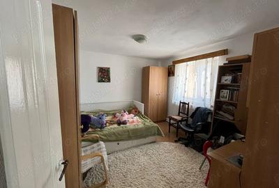 Casă cu 5 camere în Jorăști - 2