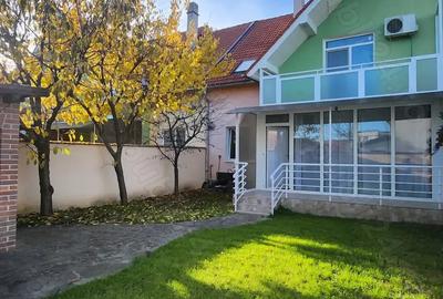 Casă în Central - 1