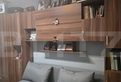 Apartament de vanzare, cu 3 camere, 66 mp, zona Burdea - 1