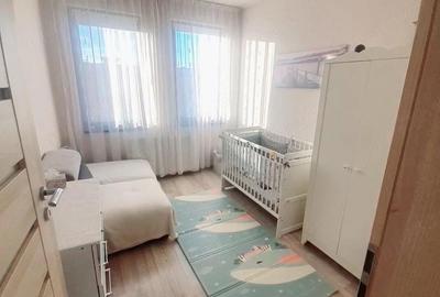 Apartament cu 4 camere decomandat în Alfa - 10