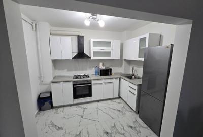 Apartament cu 2 camere decomandat în B-dul București - 3