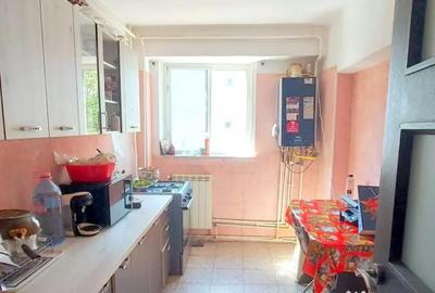 Apartament cu 4 camere decomandat în Central - 4
