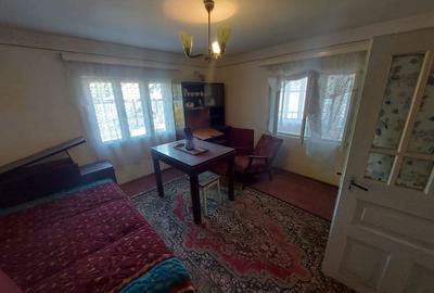 Casă cu 4 camere în Onești - 6