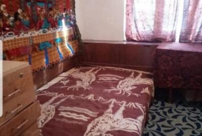 Casă cu 5 camere cu Teren 675 Mp în Central - 2