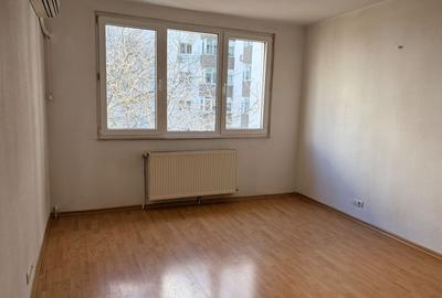 Apartament cu 3 camere decomandat în Militari - 12