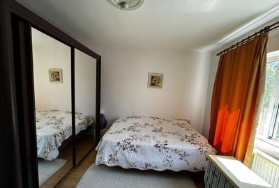 DE VANZARE, apartament 3 camere, mobilat si utilat, Al. T Ne - 3