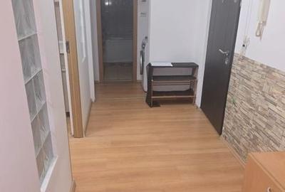 Apartament cu 2 camere decomandat în Aradului