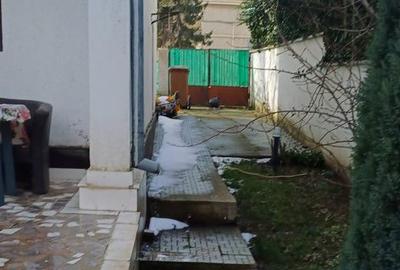 Casă cu 7 camere cu Teren 500 Mp în Nord - 4