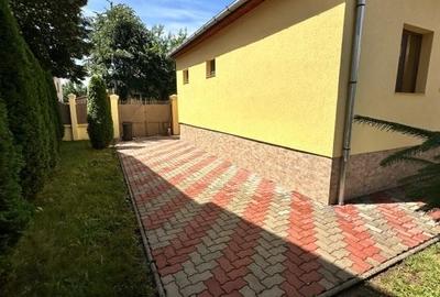 Casa solida parter in zona Titulescu - 6