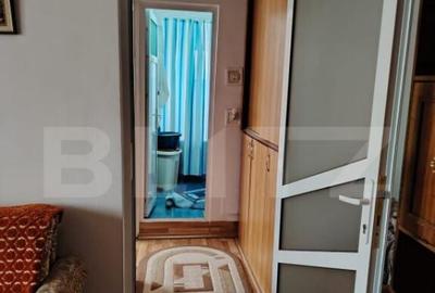 Apartament cu 2 camere semidecomandat, mobilat în Micro 4