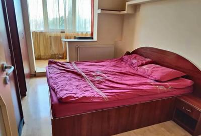 Apartament cu 3 camere decomandat în Calea București - 1