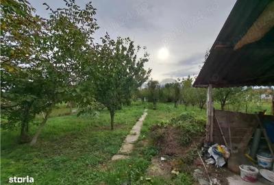 Casă cu 4 camere cu Teren 713 Mp în Central - 1