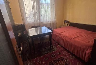 Apartament cu 3 camere decomandat în Central - 1