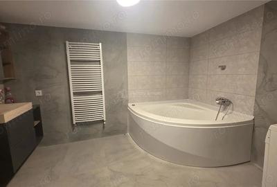 Casă cu 5 camere cu Teren 341 Mp în 1 Mai - 8