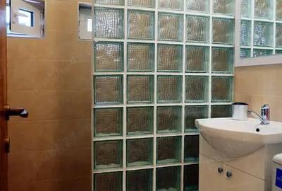 Apartament cu 2 camere semidecomandat în P-ța Victoriei - 6