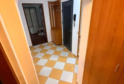 Apartament cu 3 camere decomandat, mobilat în Eroii Revoluției - 1