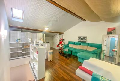 Casă cu 4 camere cu Canalizare în Central - 10