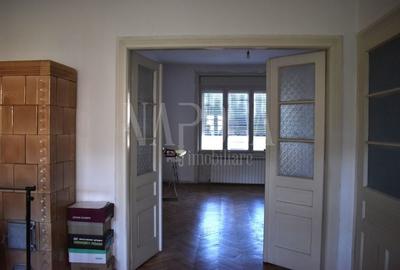 Apartament cu 3 camere, mobilat în Central - 3