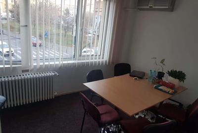 Sala Palatului, bloc fara risc seismic, etaj 1, pentru birouri Sala Palatului, bloc fara risc seismic, etaj 1, pentru birouri - 4