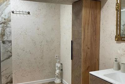 Casă cu 6 camere cu Teren 248 Mp în Central - 3
