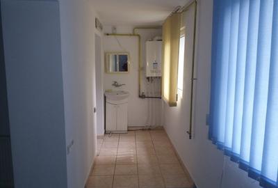 Apartament 3 camere la parter str.Octav Onicescu - 5