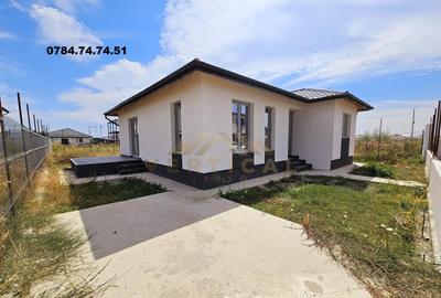 Casa parter 3 camere cu teren 330 mp - com Berceni - 1