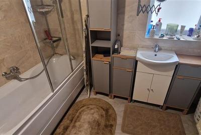 Casă individuală cu 7 camere cu Canalizare în Brebu Nou - 26