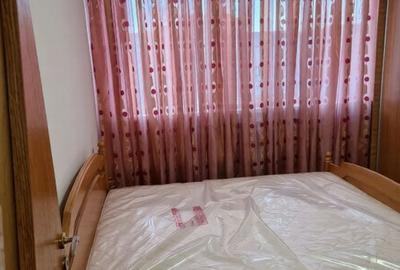 Apartament cu 3 camere decomandat în Gara de Nord