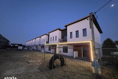 Casă cu 4 camere cu Teren 150 Mp în Valea Lupului