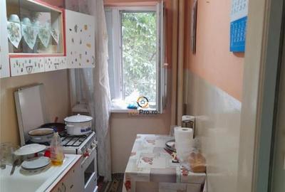 Etaj 1 Bloc Izolat Zona Sagului Piata Doina Etaj 1 Bloc Izolat Zona Sagului Piata Doina - 8