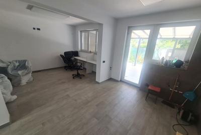 Casă cu Teren 500 Mp în Central - 5