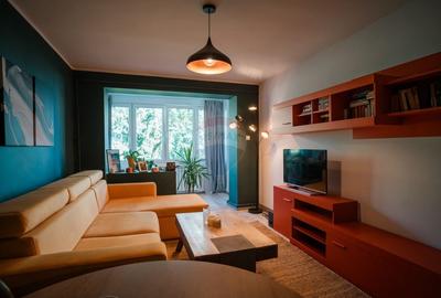 Apartament cu 3 camere decomandat în Central