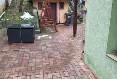 Casă cu 3 camere în Central - 2