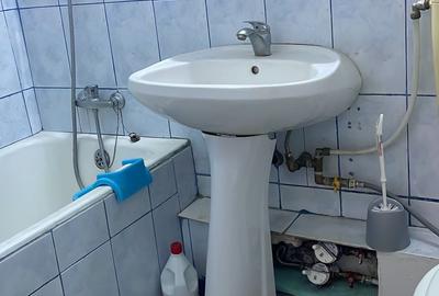 Apartament cu 2 camere decomandat în Olteniței - 4