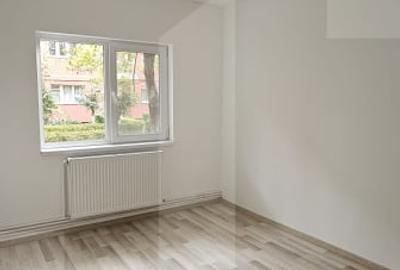 Apartament de vanzare, cu 3 camere, 73 mp, renovat complet, zona centrala - 3