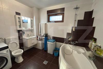 Casă cu 5 camere cu Teren 2300 Mp în Aninoasa - 16