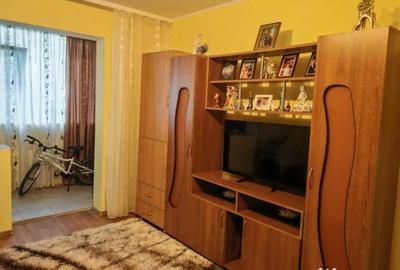 Apartament cu 2 camere semidecomandat în Groapa - 3