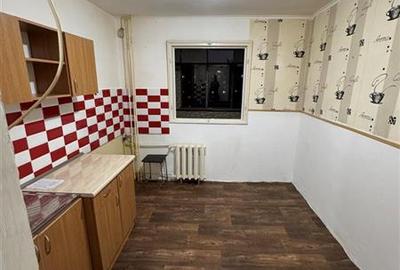 Apartament cu 3 camere semidecomandat în Olteniței - 4