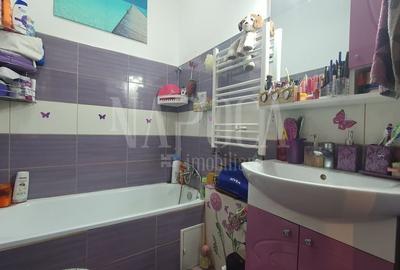 Apartament cu 3 camere decomandat în Central - 9