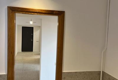Calea Victoriei, stradal, bloc 1980, renovat, pretabil locuit/birouri - 35