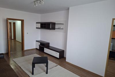 Apartament cu 3 camere decomandat în Craiovei - 2