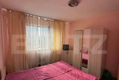 Apartament cu 3 camere, 70 mp, decomandat, Castelul de Apa