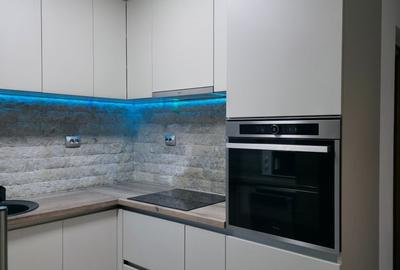 Apartament cu 3 camere decomandat, mobilat în Bulgaria - 9