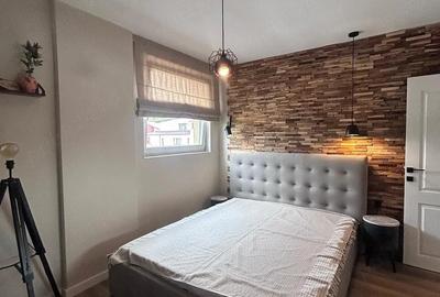 Apartament cu 3 camere semidecomandat în Central - 6